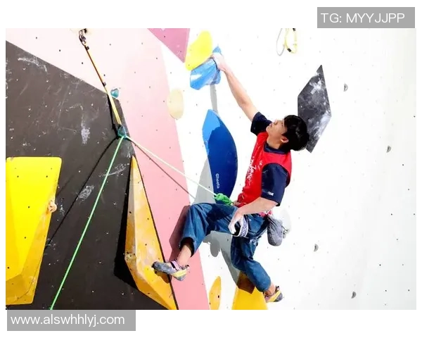 成都攀岩队在世界滑板锦标赛中以58分稳居积分榜首位