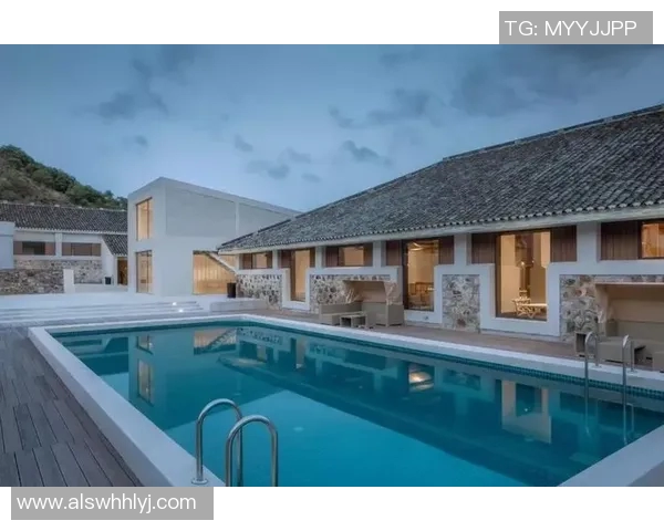 现代泳池设计理念与创新元素探索打造舒适与美观并存的水域空间