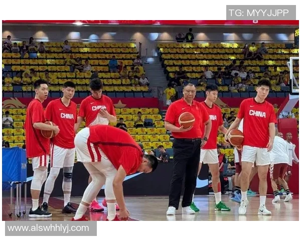 南京篮球队配合变革引发热议球迷期待新战术带来的精彩表现