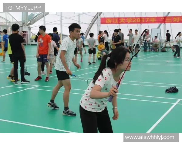 成都羽毛球队战术之争引发热议球迷与专家各执己见