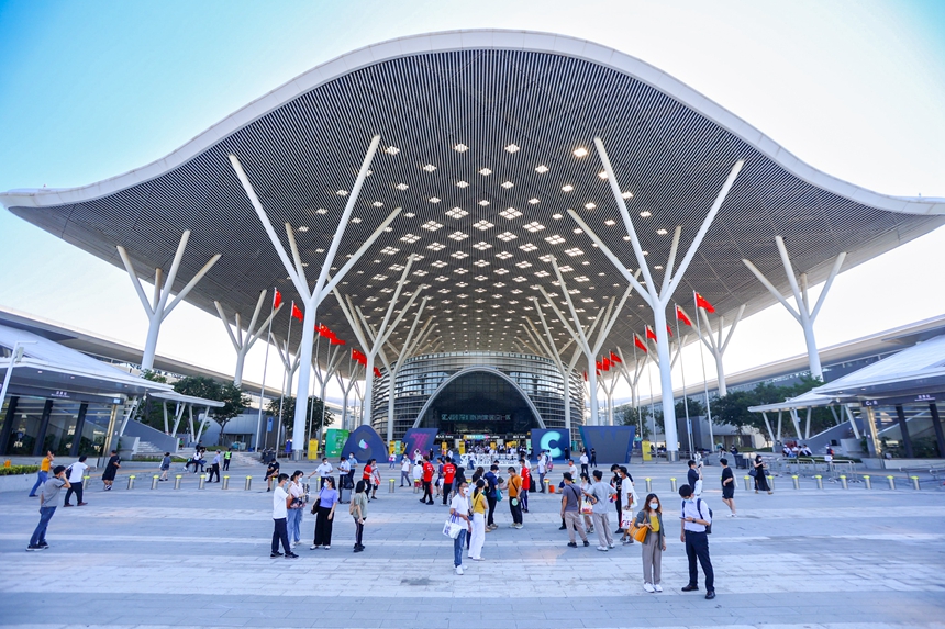 金年会信誉至上“时髦家居深圳引领”之一：为家具行业建立标杆(图1)