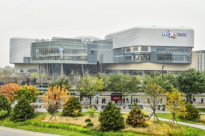 金年会APP120小时玩转副中间-2：三大+书市+特征小镇打卡文旅新地标(图9)